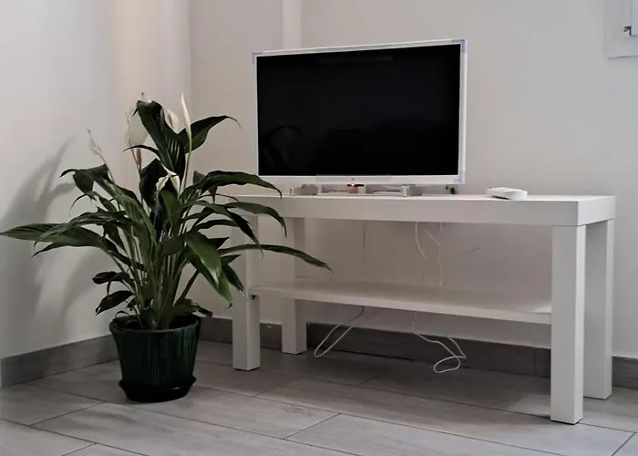 Civico 52 Int 5 Apartament